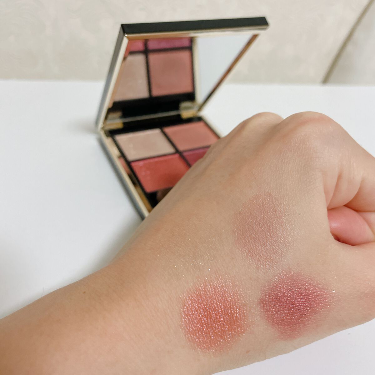 シグニチャー カラー アイズ/SUQQU/アイシャドウパレットを使ったクチコミ(2枚目)