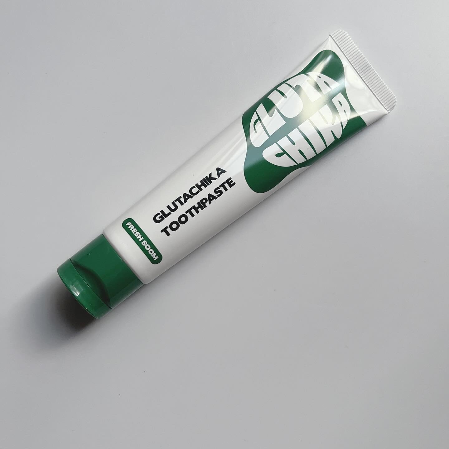 グルタチカフレッシュスーム歯磨き粉/Dr.Viuum/歯磨き粉を使ったクチコミ（2枚目）