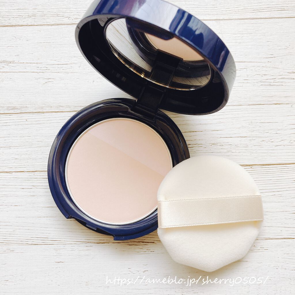 chiyo36 on LIPS 「私ファンデの仕上がりはツヤ肌が好みなんですが、マスク生活の今は..」(4枚目)