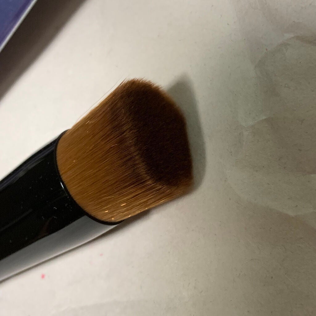 ファンデーション ブラシ 131 (専用ケース付き)/SHISEIDO/メイクブラシを使ったクチコミ(2枚目)