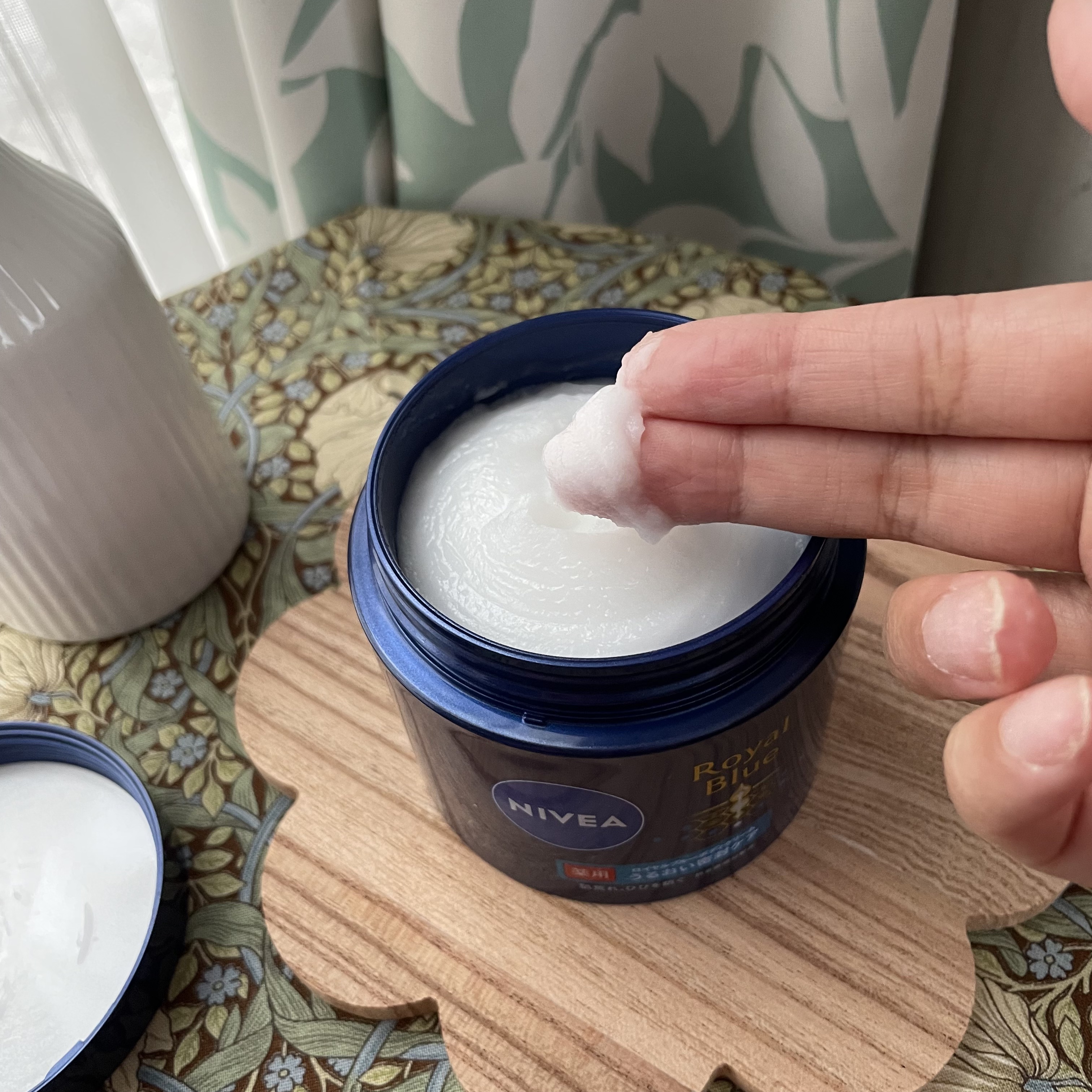 ニベア ロイヤルブルーボディクリーム うるおい密封ケア/ニベア/ボディクリームを使ったクチコミ（3枚目）