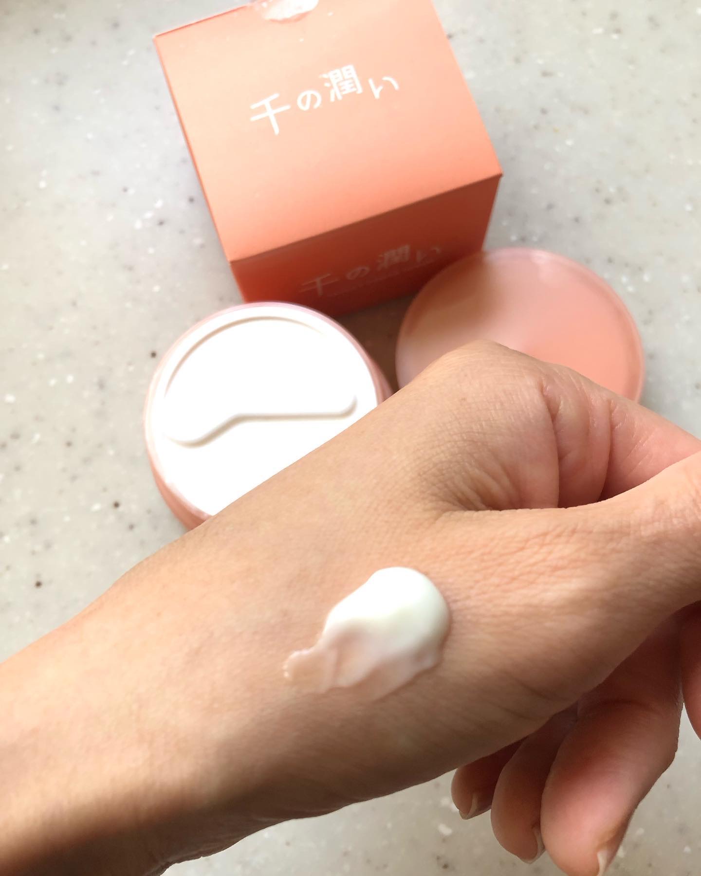 タウリフトパワーセラム/千の潤い/美容液を使ったクチコミ（2枚目）