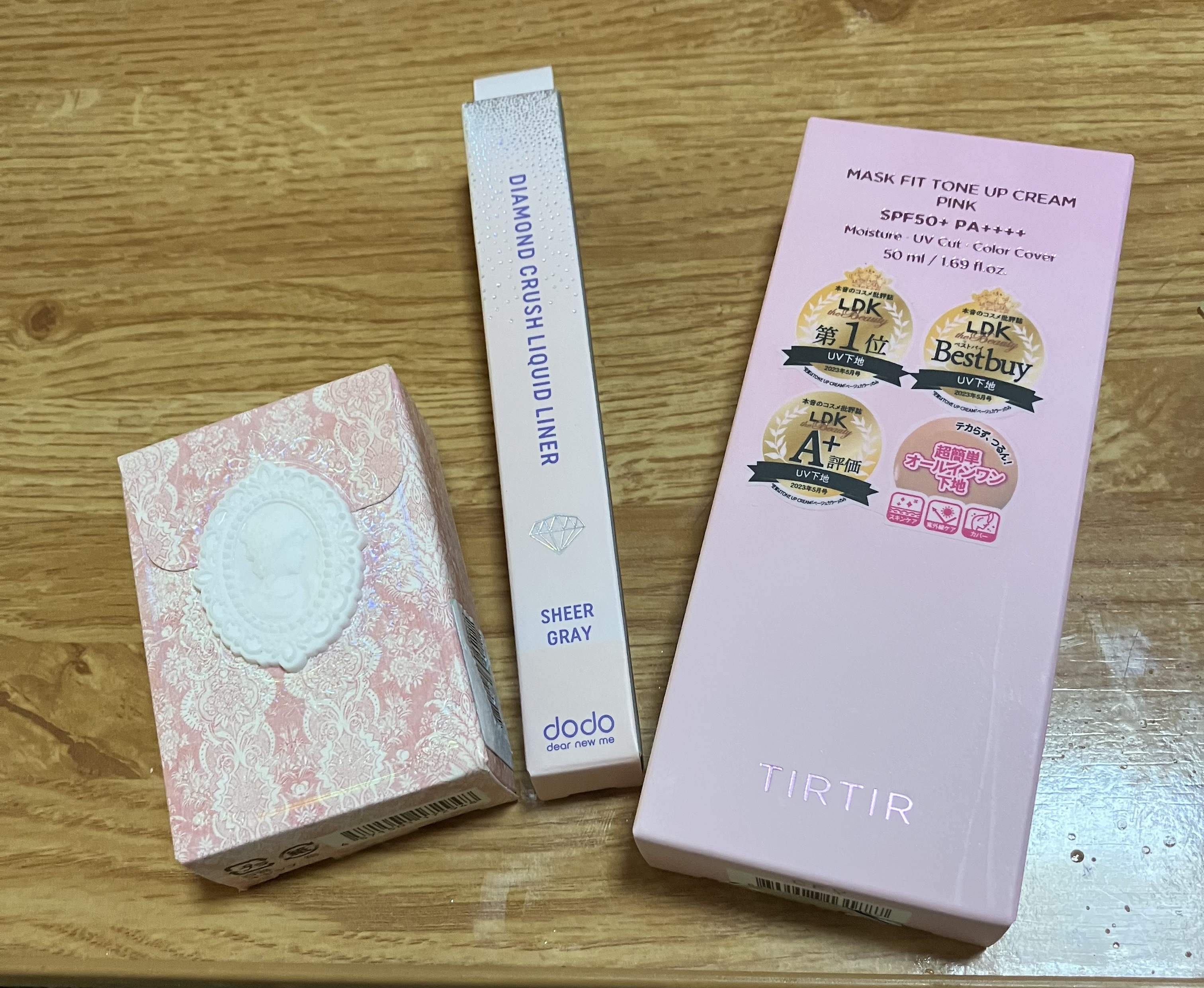 女王のカメオリップスティック/COLORROSE/口紅を使ったクチコミ（1枚目）