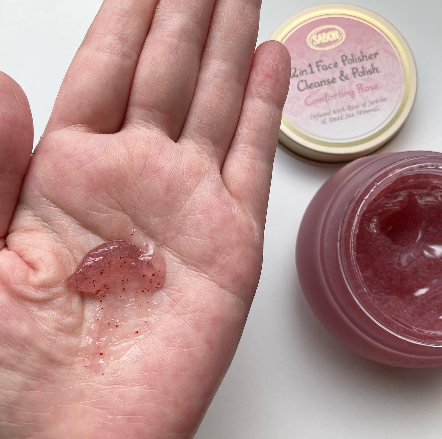 フェイスポリッシャー コンフォーティング・ローズ/SABON/スクラブ・ゴマージュを使ったクチコミ(5枚目)