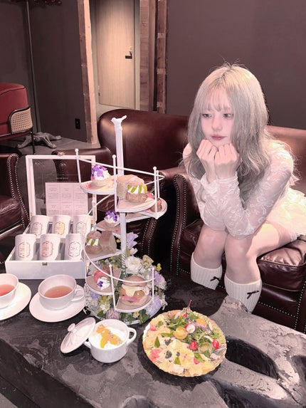 グリッター イルミネーションライナー R/CipiCipi/リキッドアイライナーを使ったクチコミ(8枚目)