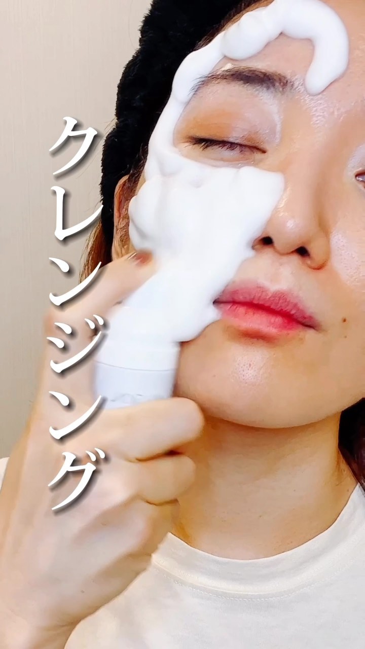 【毛穴・コメドケアに完全振り切りのスキンケア】

たまに泡でもっこもこにして
クレンジングするとまた違った洗い上がり…🥺🫶

泥は、粒子細かすぎて服についたら
即アウトなので風呂入る直前に🛀
湯船浸かりながらとか、生まれたままのお姿で
