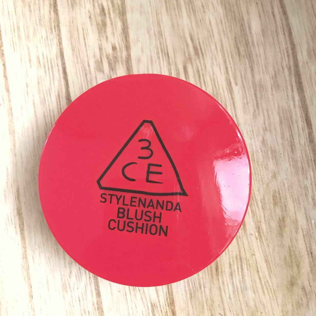 aka on LIPS 「3CEblushcushion#GIRLISHRED3CEのク..」(1枚目)