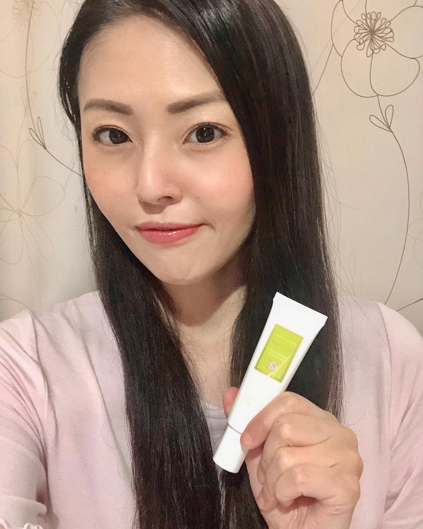 キャメロン＆ガブリエル ヘヴンヴェールのクチコミ「すっごくいい日焼け止め化粧下地を見つけたから紹介するね。

@cameronandgabrie.....」（3枚目）