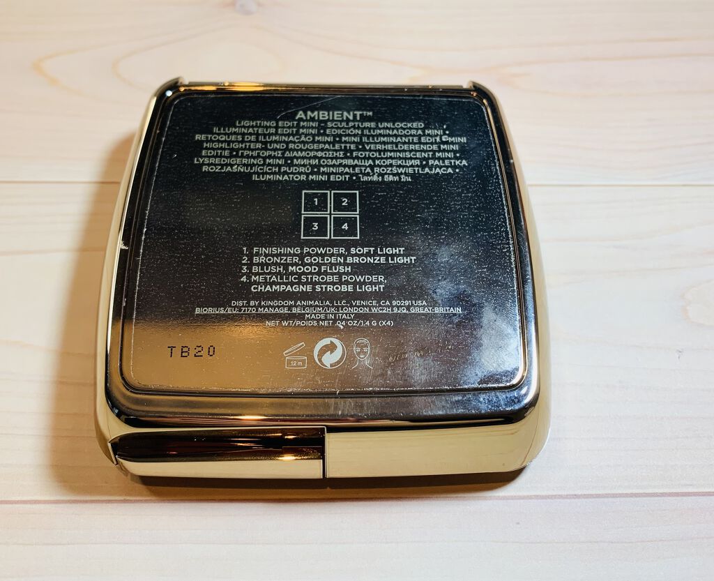 HOURGLASS Ambient Lighting Edit Miniのクチコミ「#目指せツヤ肌美人  

アワーグラス

アンビエントライティングエディットミニ-スカルプチャ.....」（3枚目）