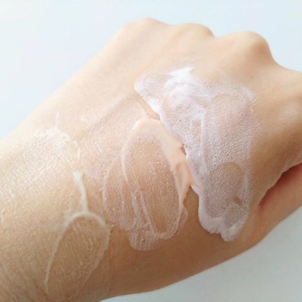 ダルバ ウォータフル エッセンス サンクリーム/ダルバ/日焼け止めクリームを使ったクチコミ(4枚目)