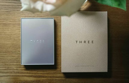 グローフリーダムパレットライジング/THREE/クリームハイライトを使ったクチコミ(1枚目)