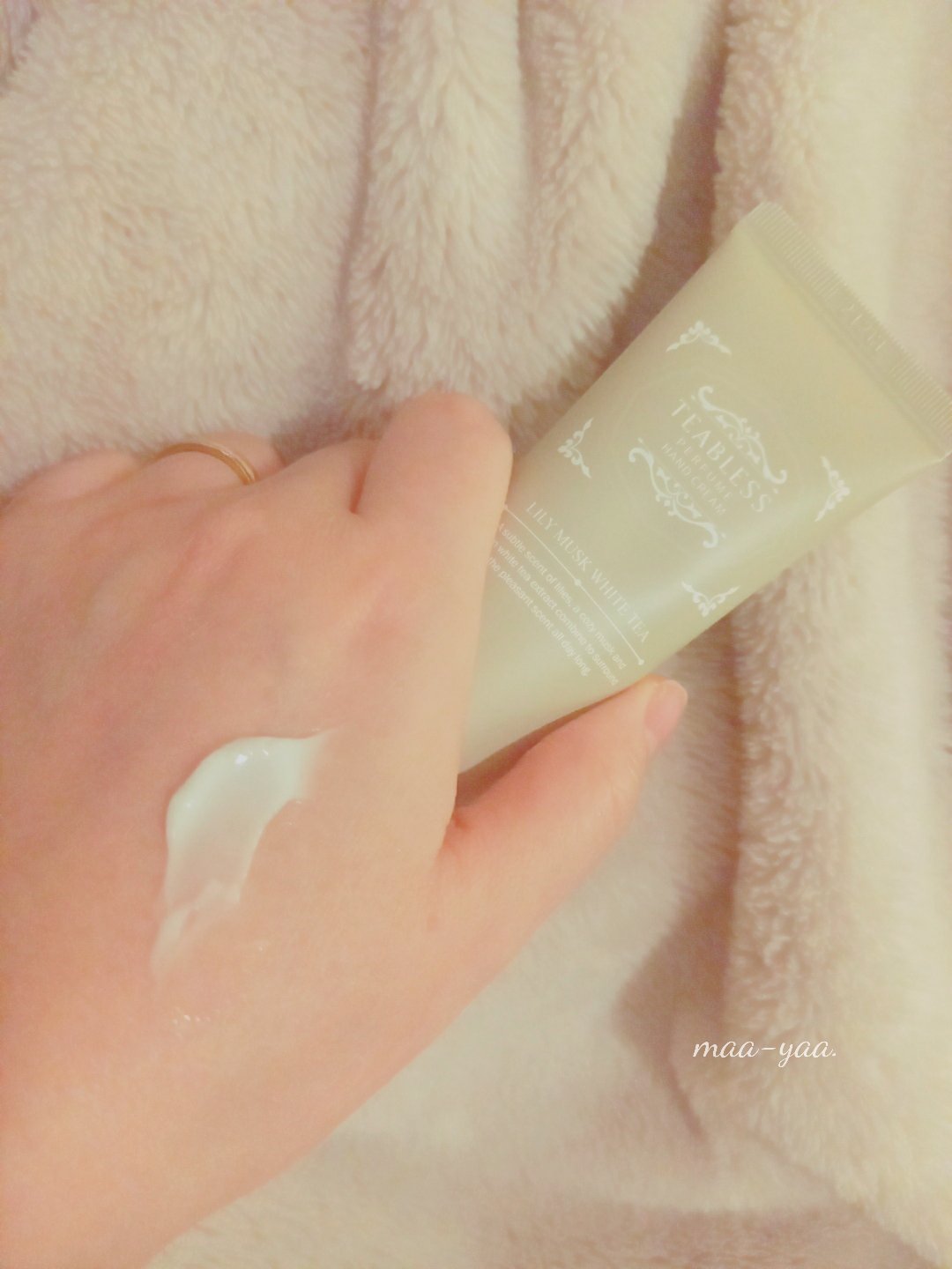 パフュームハンドクリーム リリームスクホワイトティーの香り/TEABLESS/ハンドクリームを使ったクチコミ（1枚目）