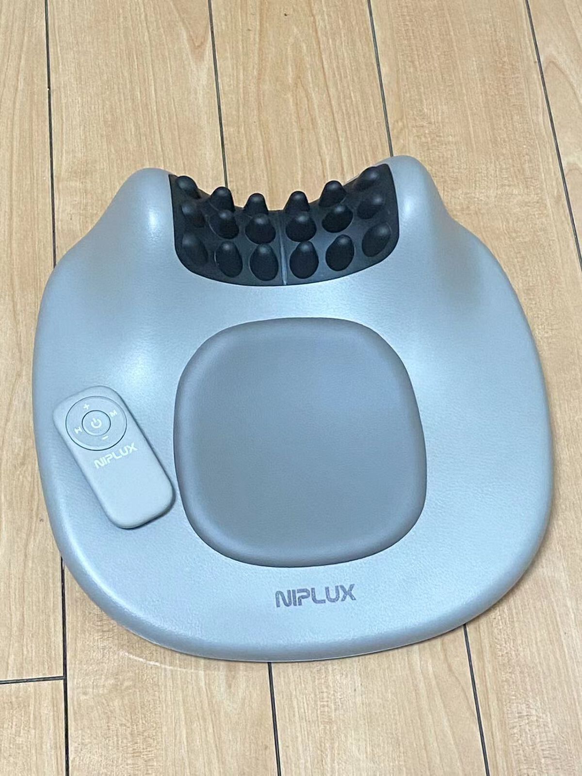 NECK PREMS/NIPLUX/ネックマッサージャーを使ったクチコミ（1枚目）