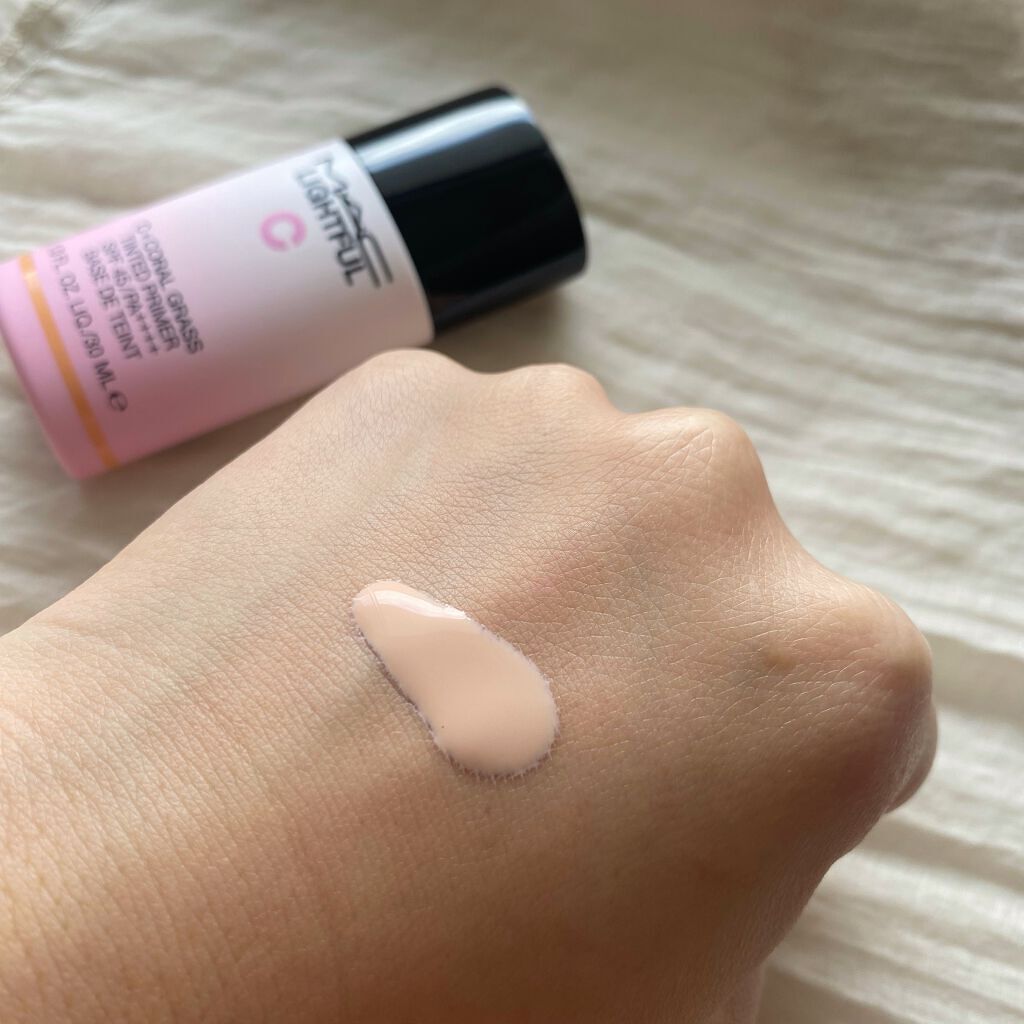 ライトフル Ｃ＋ティンティッド プライマーSPF45(PA++++)/M・A・C/化粧下地を使ったクチコミ（2枚目）