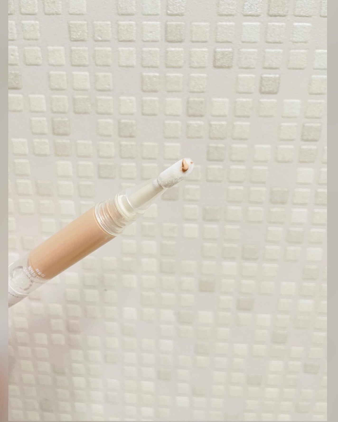 リラクシングコンシーラー ; ステイサンセーフ/Huxley/リキッドコンシーラーを使ったクチコミ(2枚目)