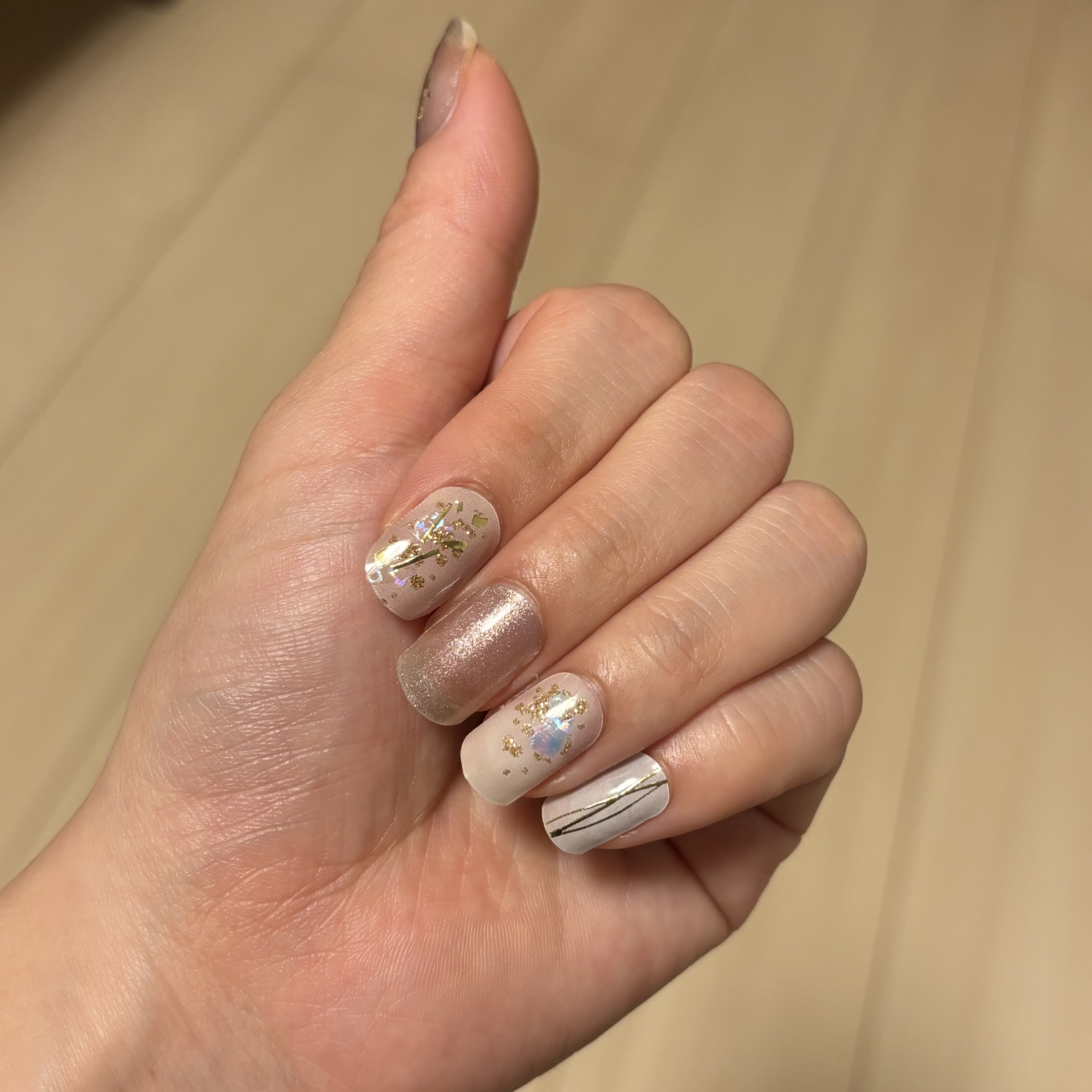 リアルジェルネイルシール ルーアンボヤージュ/BEAUTY AVENUE/ネイルシールを使ったクチコミ（3枚目）