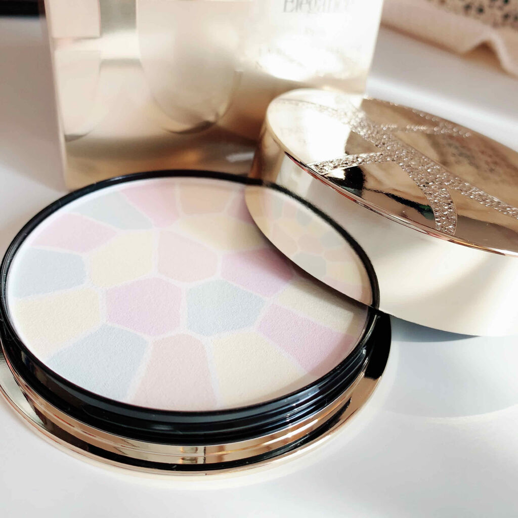 エレガンス ラ プードル オートニュアンス リクスィーズ/Elégance/プレストパウダーを使ったクチコミ（1枚目）