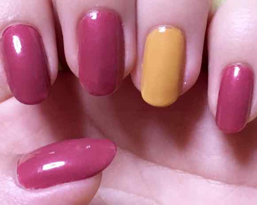 カンコレネイルカラー/DAISO/マニキュアを使ったクチコミ（2枚目）