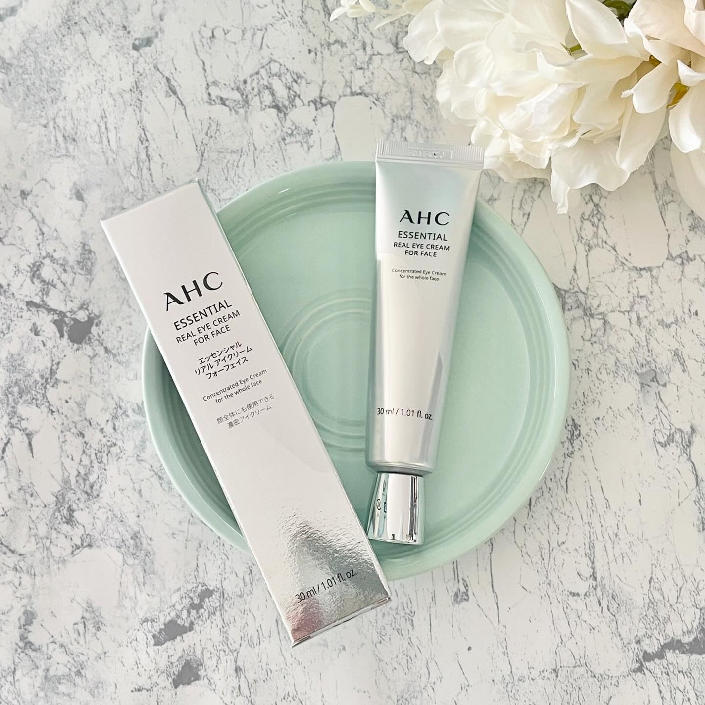 エッセンシャル リアル アイクリーム フォーフェイス/AHC/アイケア・アイクリームを使ったクチコミ(3枚目)