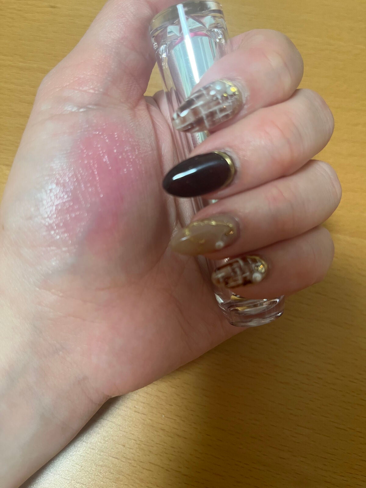 ラスティンググロスリップ/CEZANNE/口紅を使ったクチコミ(3枚目)