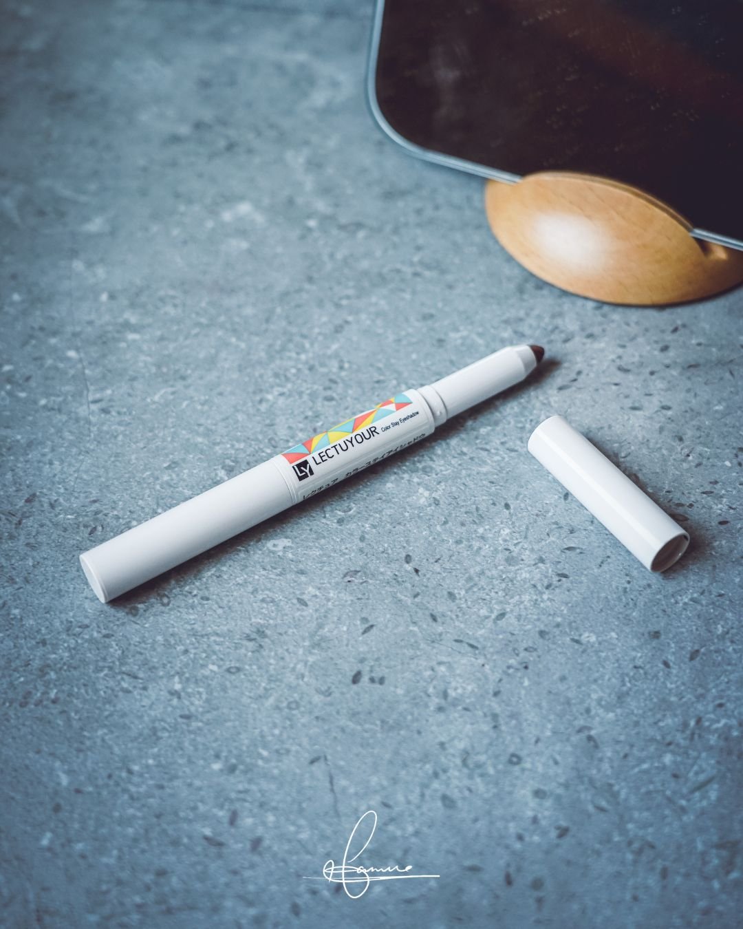 アプリコットピンク