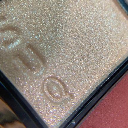 シグニチャー カラー アイズ/SUQQU/アイシャドウパレットを使ったクチコミ(3枚目)