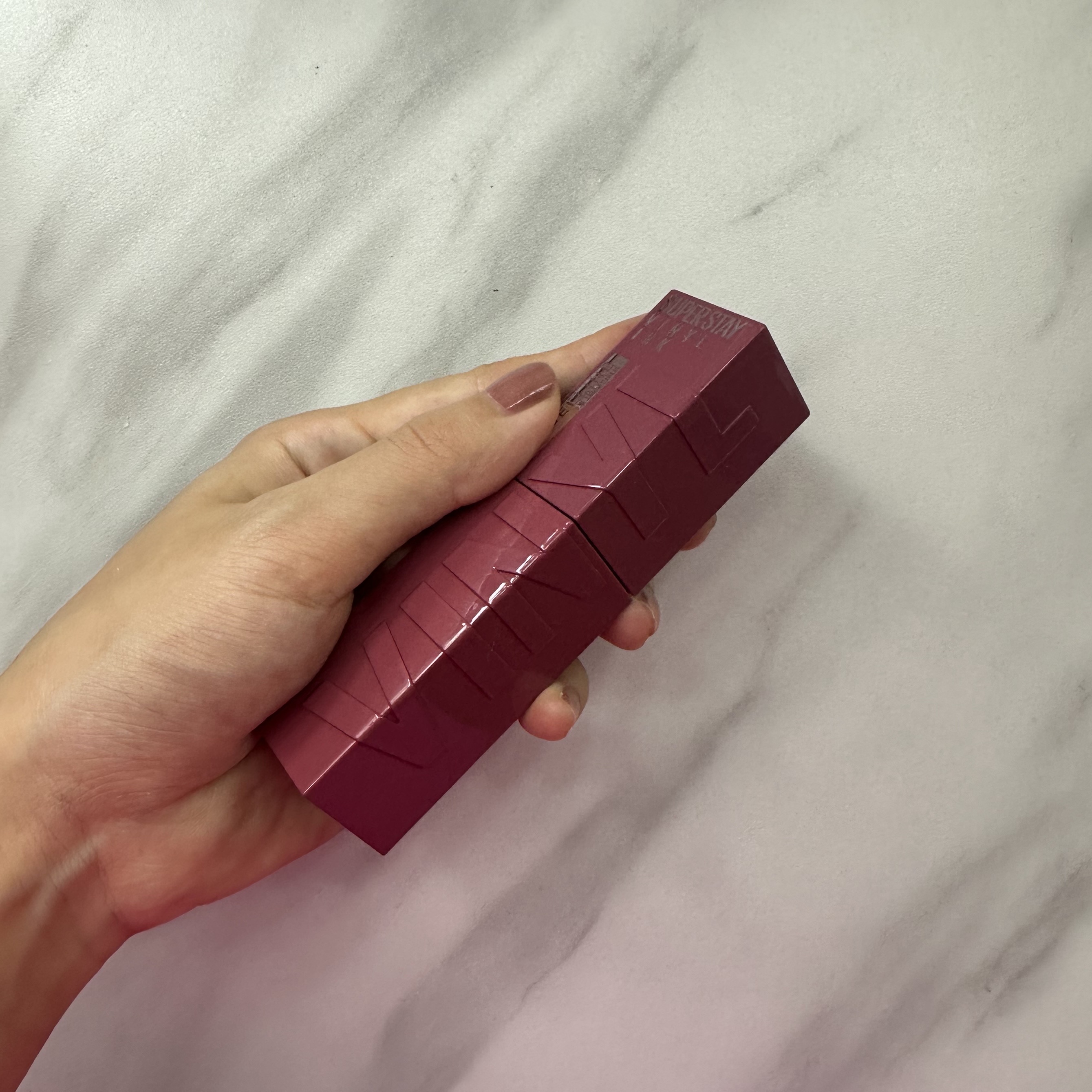 SPステイ ヴィニルインク 67 媚びないダスティピンク/MAYBELLINE NEW YORK/口紅を使ったクチコミ（3枚目）