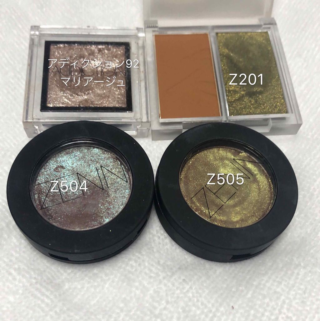 Kana_mi on LIPS 「今年妙に気になって緑系のアイシャドウを普段使い用にアレンジ..」(3枚目)