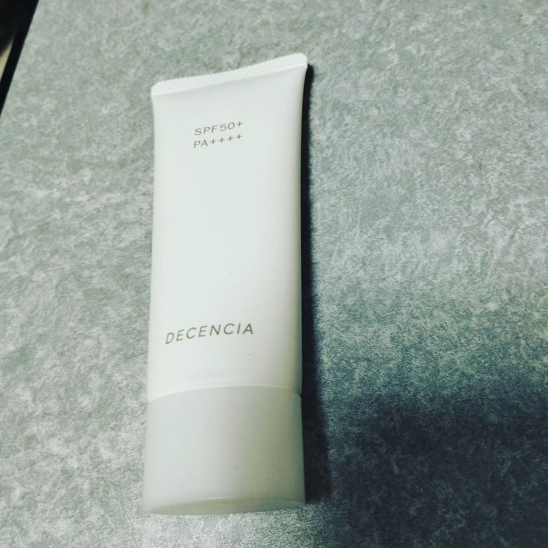 ディセンシア フローレス UVプロテクター/DECENCIA/日焼け止めローションを使ったクチコミ（1枚目）