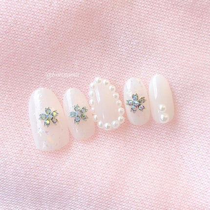 カラフルネイルズ/キャンメイク/マニキュアを使ったクチコミ(5枚目)