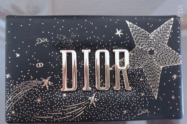 Dior スパークリング クチュール アイ＆リップ パレットのクチコミ「Diorクリスマスコレクション2020
(スパークリングクチュールマルチアイズ)

シマーなラ.....」（1枚目）