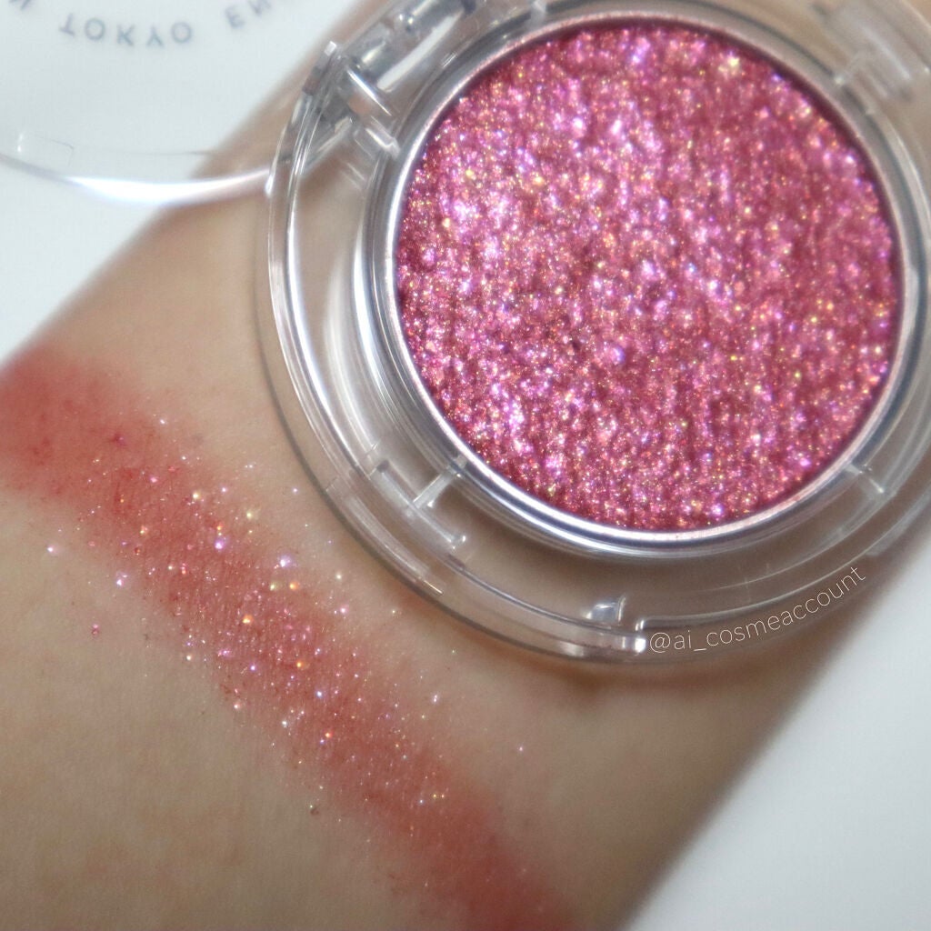 マルチグリッターカラー/ENBAN TOKYO/単色アイシャドウを使ったクチコミ(2枚目)