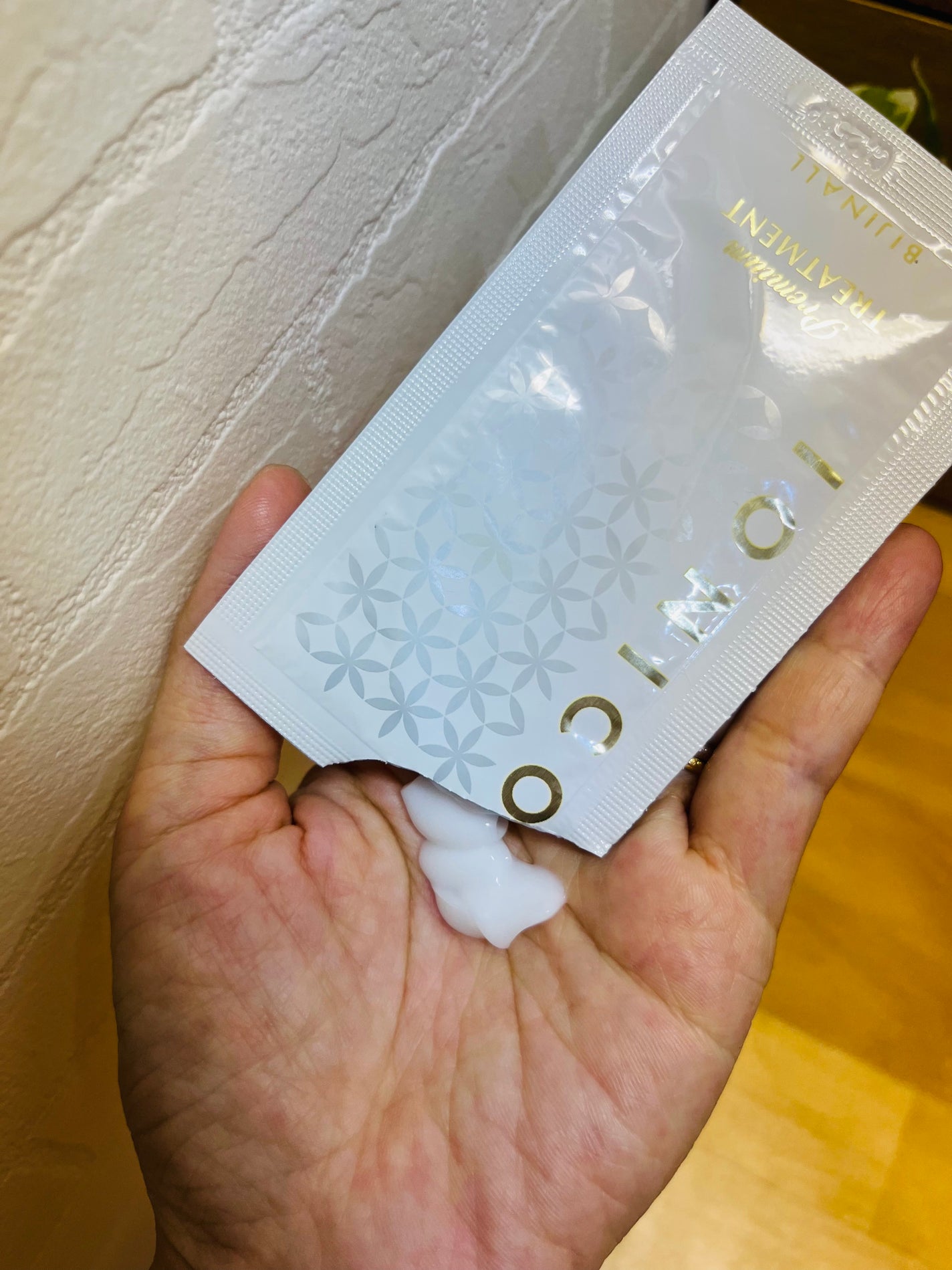 プレミアム ボンドメンテシャンプー/ボンドメンテトリートメント/IONICO/市販シャンプーを使ったクチコミ(4枚目)