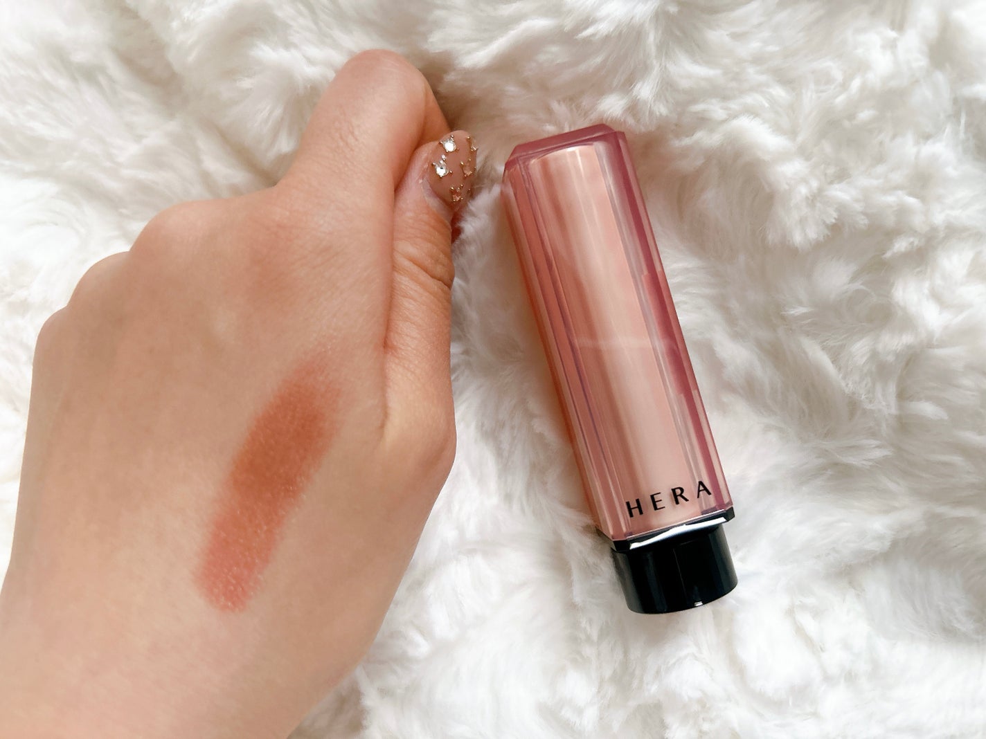 センシュアル ヌードバーム/HERA/リップバームを使ったクチコミ(3枚目)