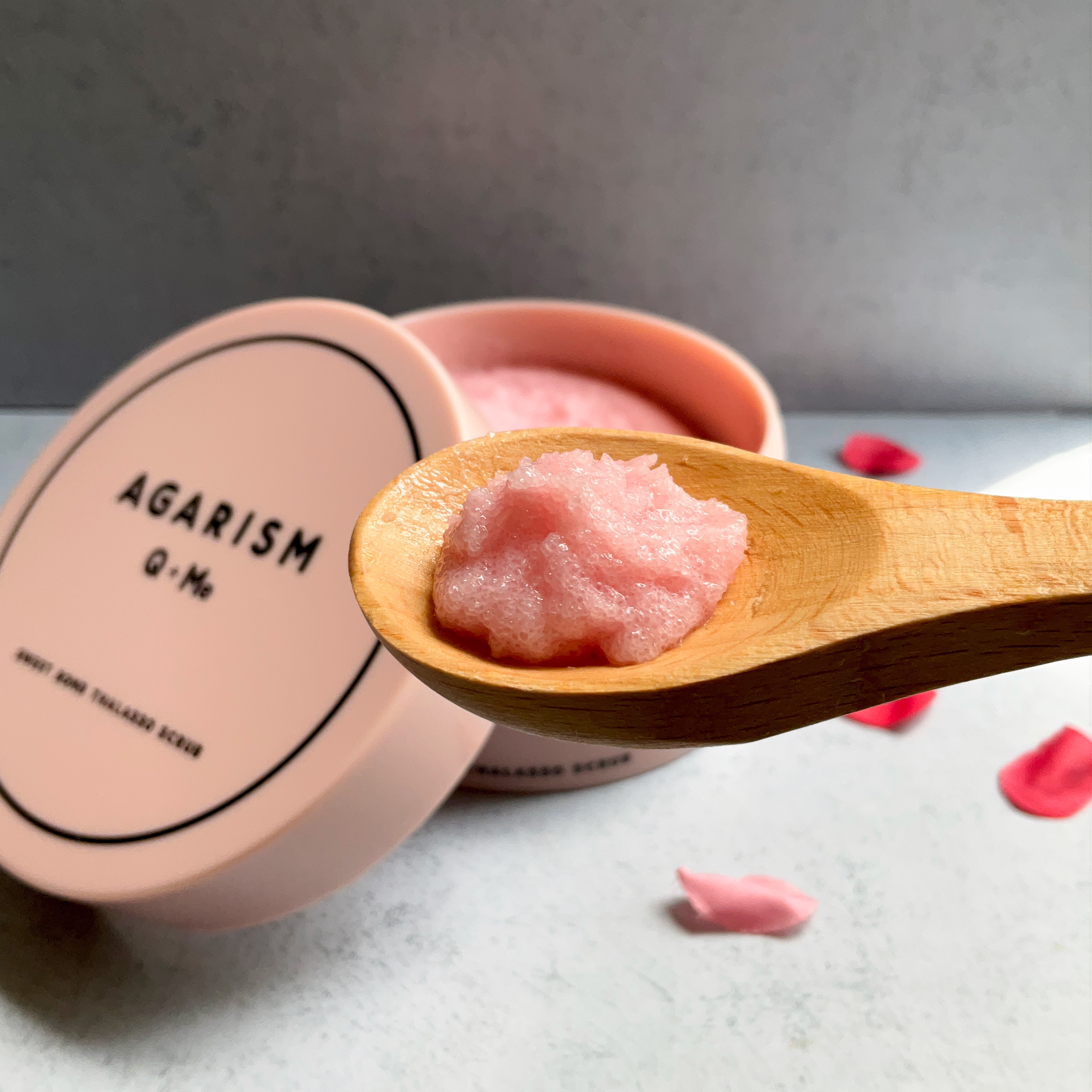 Q+Me スウィート ボム タラソ スクラブ/AGARISM/バストケア・ヒップケアを使ったクチコミ（2枚目）