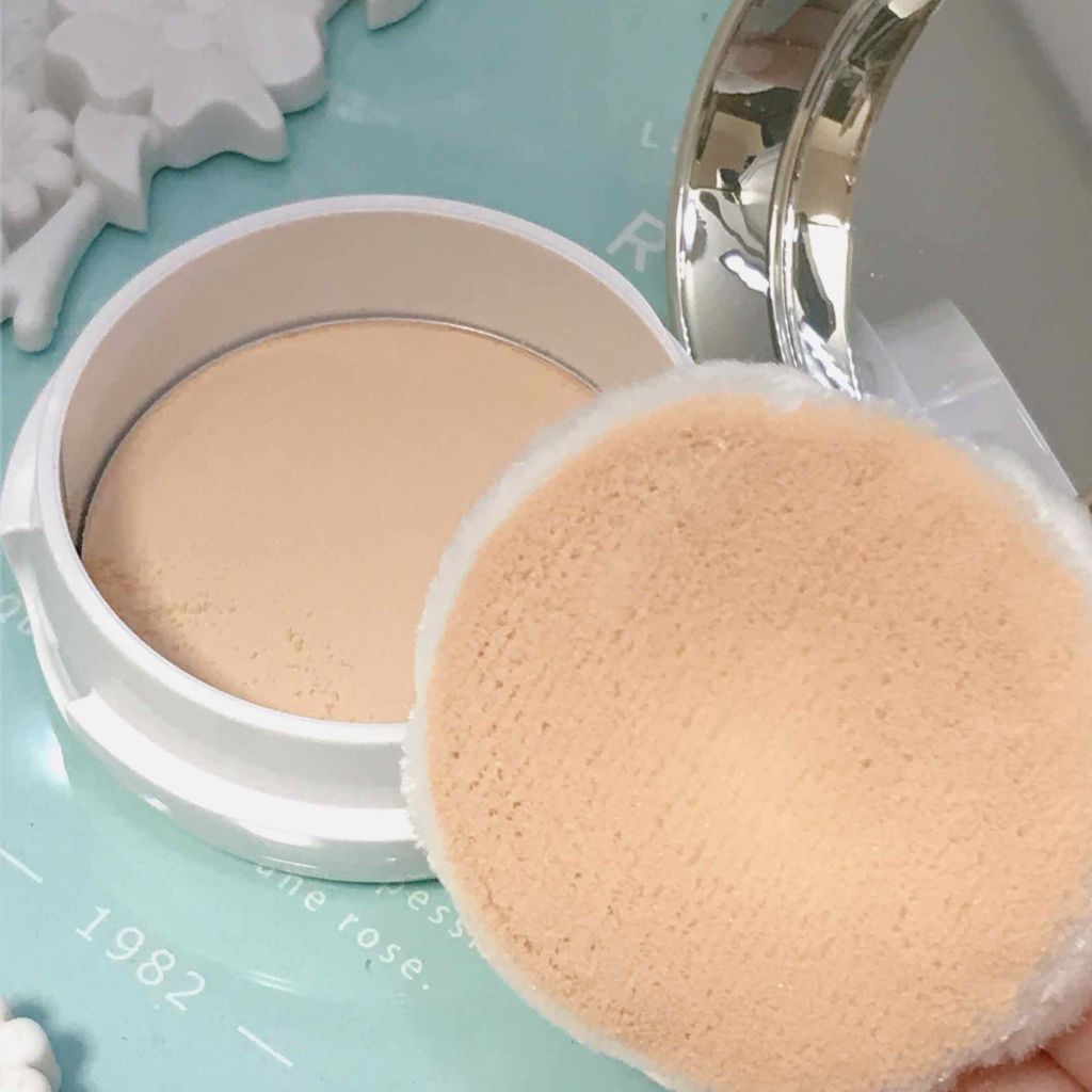 フェイスパウダー ハイカバー N 白肌オークル/クリアラスト/プレストパウダーを使ったクチコミ(3枚目)