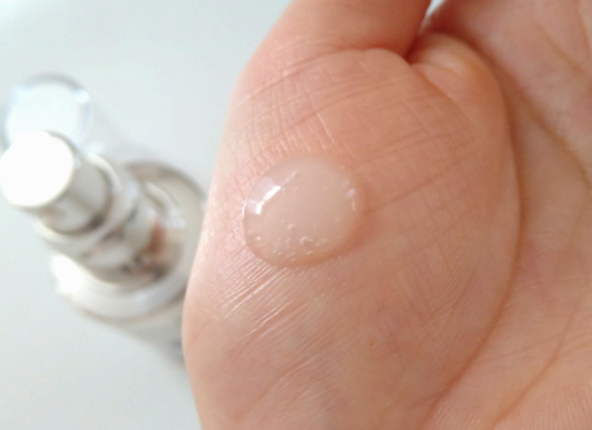 ルミナスHQブースター/アンプルール/ブースター・導入液を使ったクチコミ（2枚目）