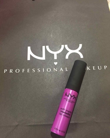 ソフト マット リップクリーム/NYX Professional Makeup/口紅を使ったクチコミ（1枚目）