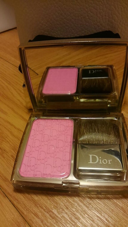 ディオールスキン ロージー グロウ/Dior/パウダーチークを使ったクチコミ(1枚目)