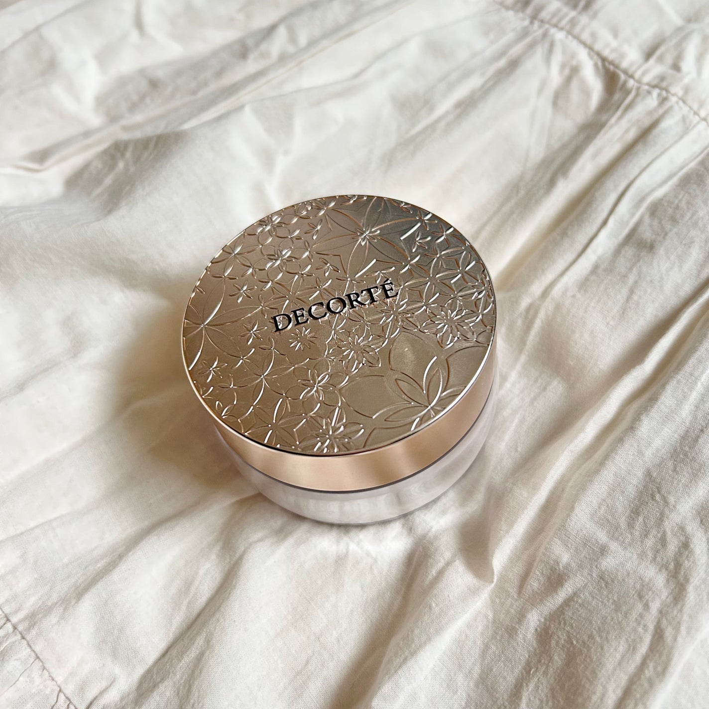 フェイスパウダー/DECORTÉ/ルースパウダーを使ったクチコミ(3枚目)