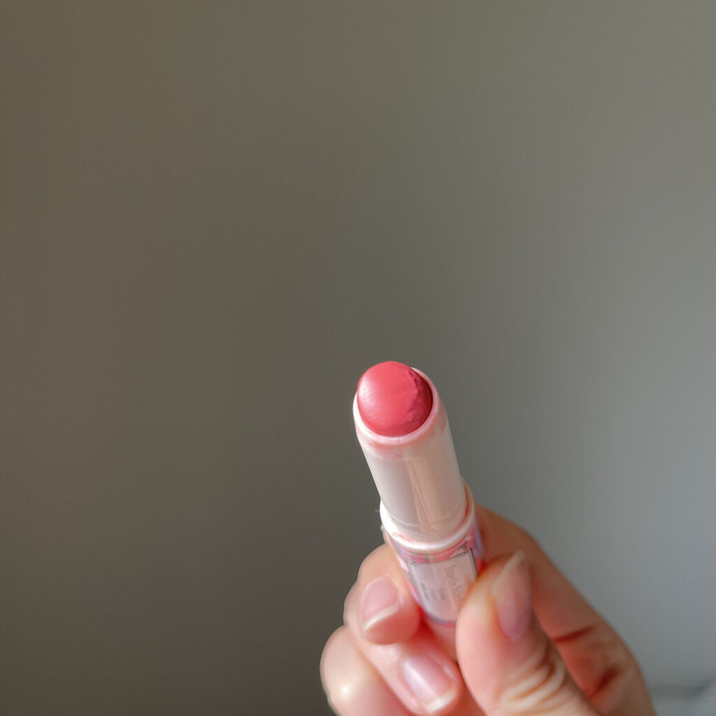 ステイオンバームルージュ 05 フローウィングチェリーペタル/キャンメイク/口紅を使ったクチコミ（2枚目）