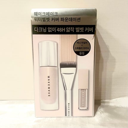 wakemake Spatula Wide Foundation Brushのクチコミ「
【 Qoo10メガ割購入品🩵 】
★WAKEMAKE 
•ウォーターベルベットカバーファン.....」(2枚目)