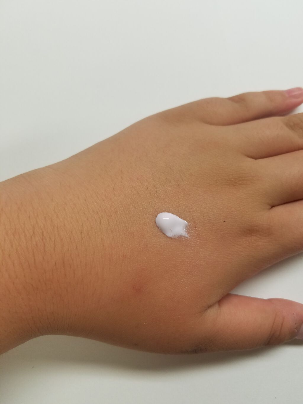 スキンアクア トーンアップUVエッセンス/スキンアクア/日焼け止めクリームを使ったクチコミ(3枚目)