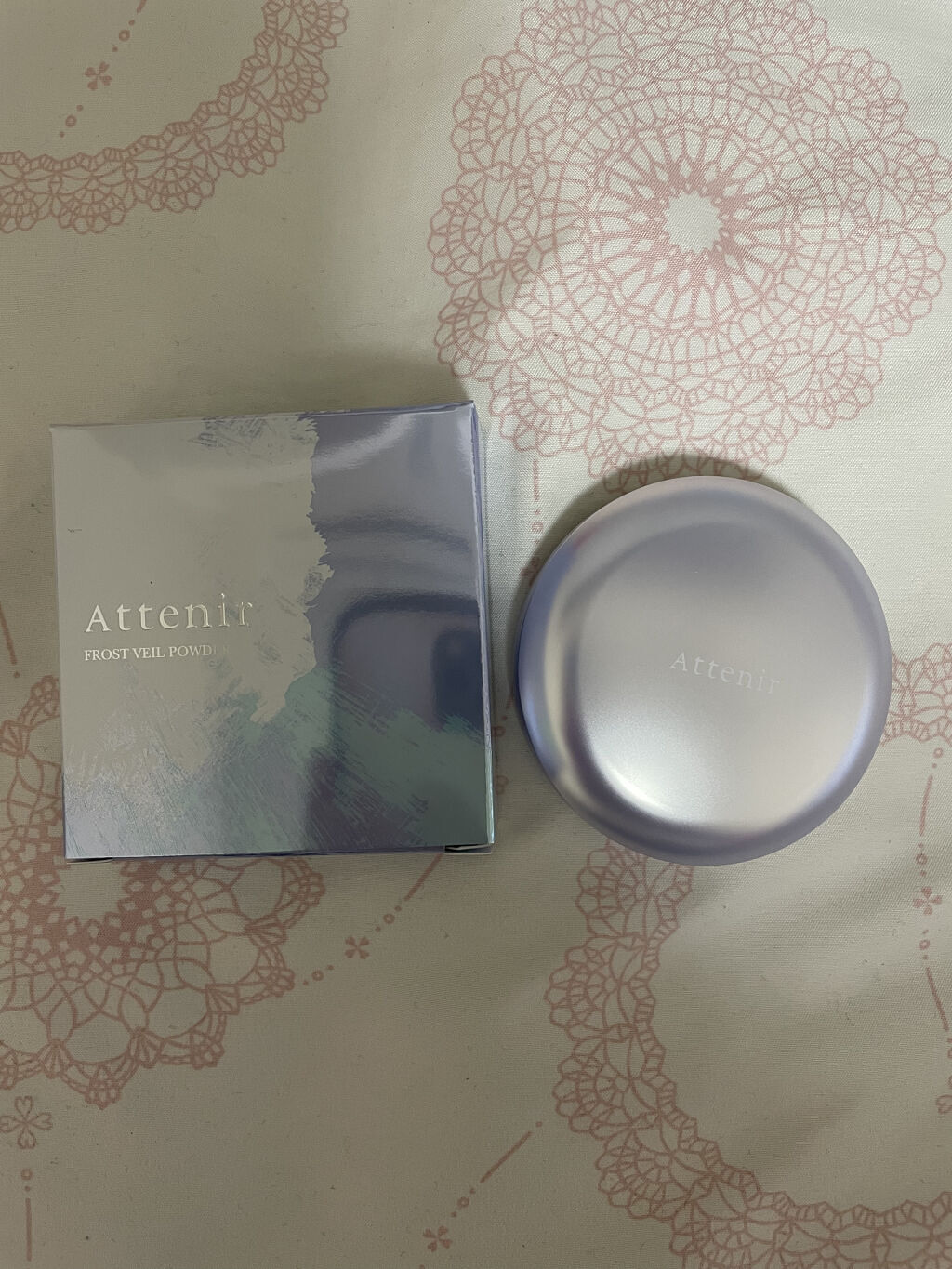 フロストベールパウダー /アテニア/プレストパウダーを使ったクチコミ（1枚目）
