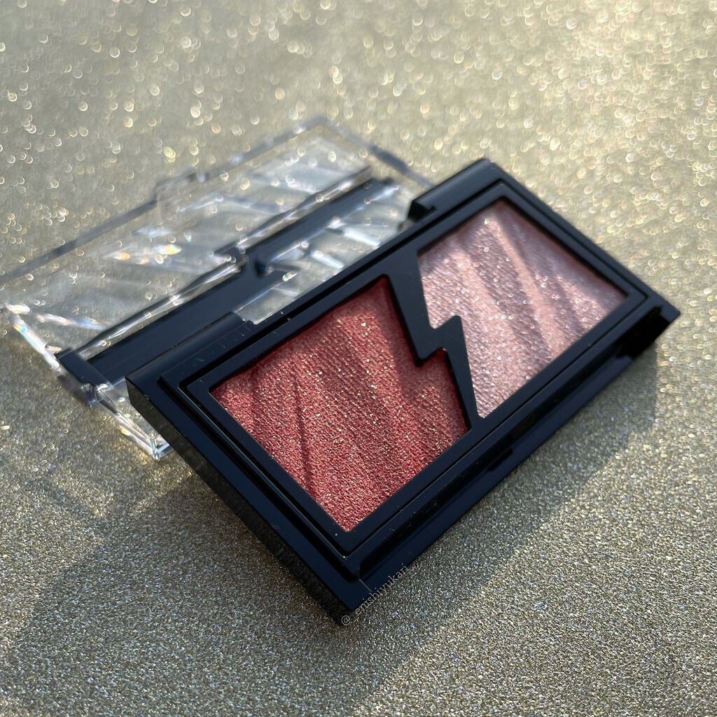 エレクトリックショックアイズ /KATE/アイシャドウパレットを使ったクチコミ(2枚目)