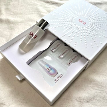 ‪‪𓂃 𓈒🫧‪‪ #スキンケア購入品

SK-II
ジェノプティクス ウルトオーラ エッセンス 
ファースト トライアル エクスペリエンス キット

ジェノプティクス ウルトオーラエッセンス
(美容液)