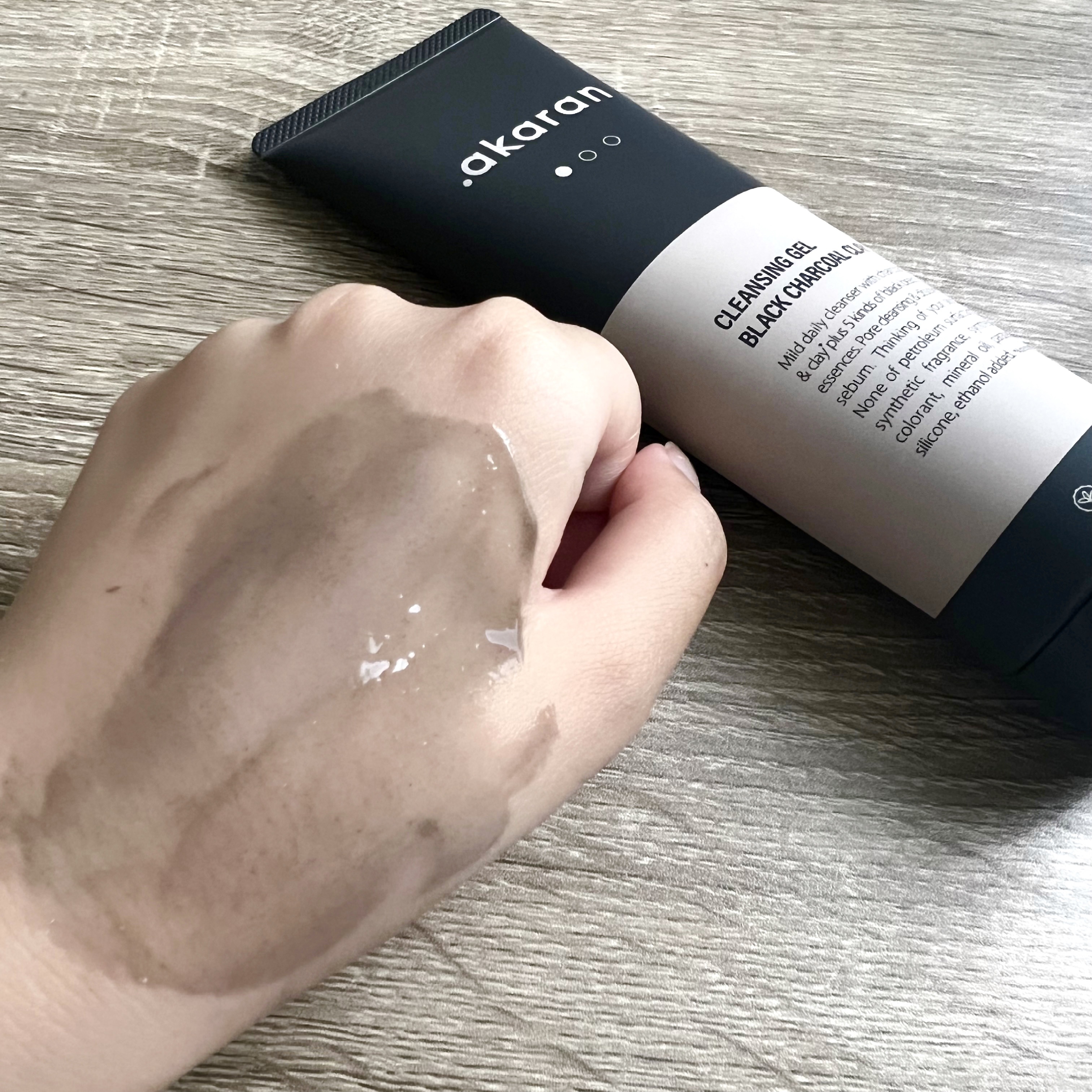 ブラックジェルクレンジング/.akaran/クレンジングジェルを使ったクチコミ（3枚目）