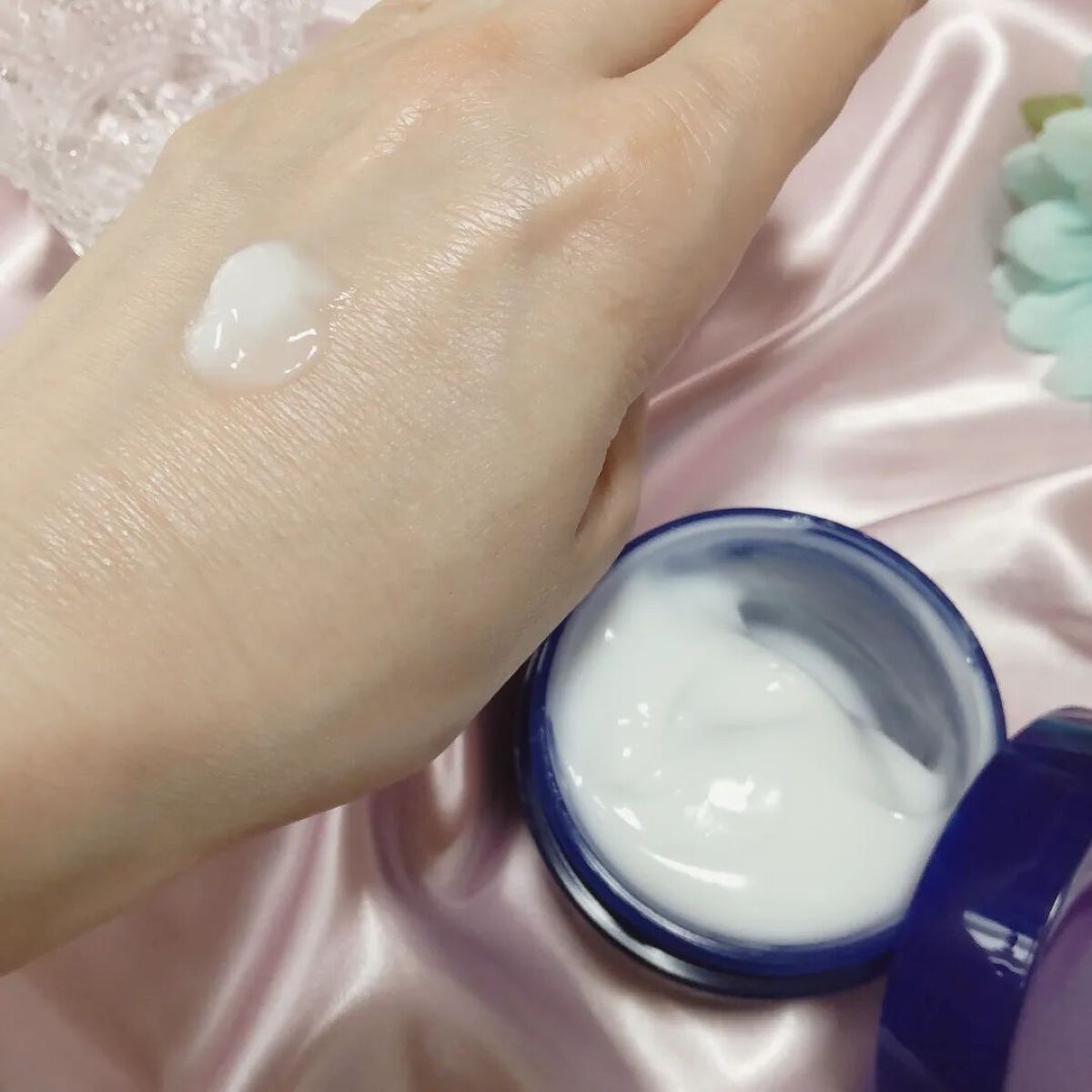 エッセンス ジェル EX/イオナ スパ&ミネラル/オールインワン化粧品を使ったクチコミ(3枚目)