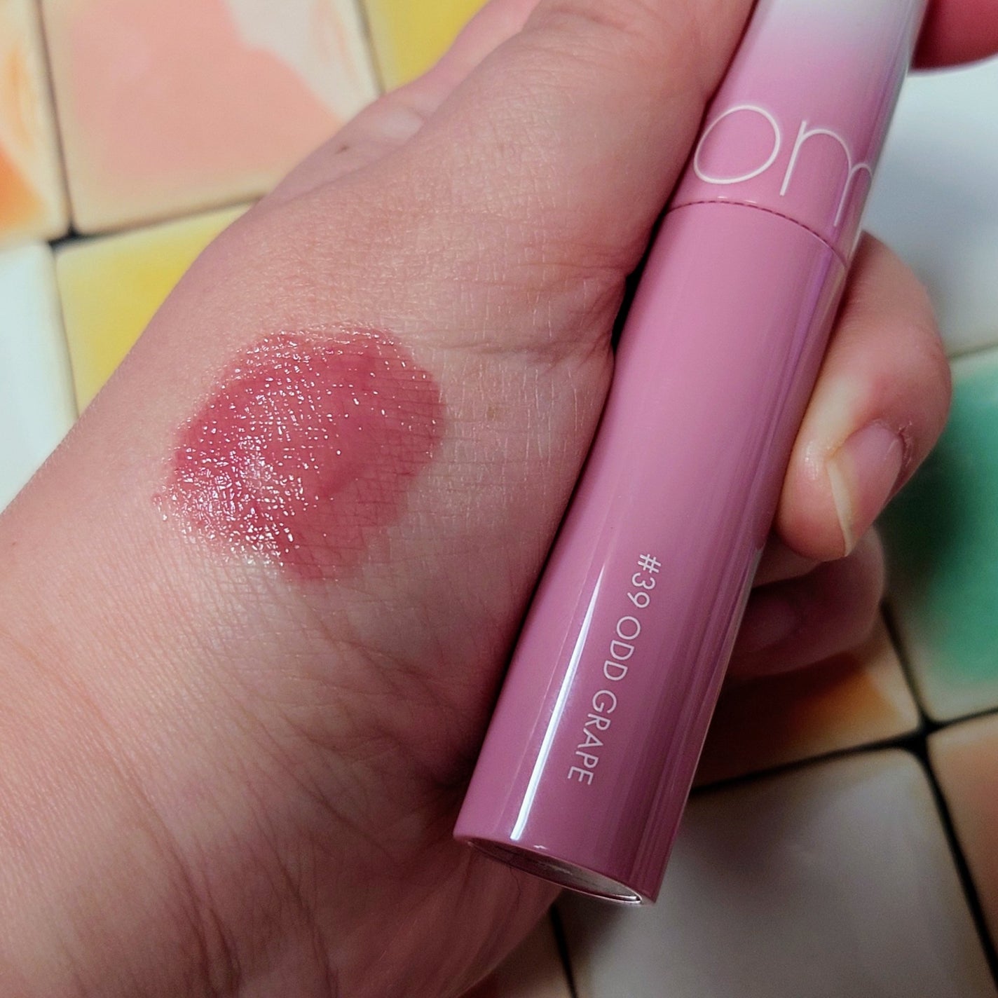 ジューシーラスティングティント/rom&nd/リップティントを使ったクチコミ(2枚目)