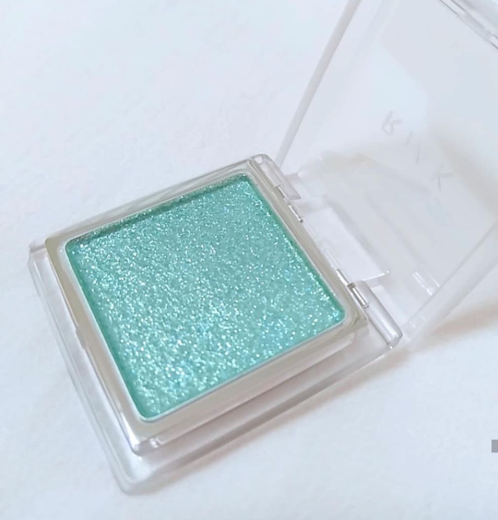インジーニアス パウダーアイズ N/RMK/単色アイシャドウを使ったクチコミ（2枚目）